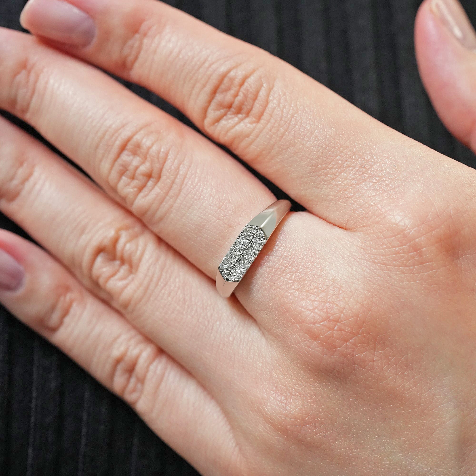 フラットパヴェ ダイヤモンド リング – K18WG、0.20ct