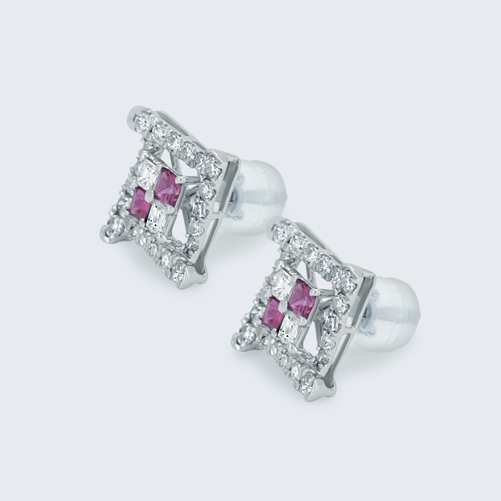 ダイヤモンド&ルビー ピアス – 18Kホワイトゴールド
