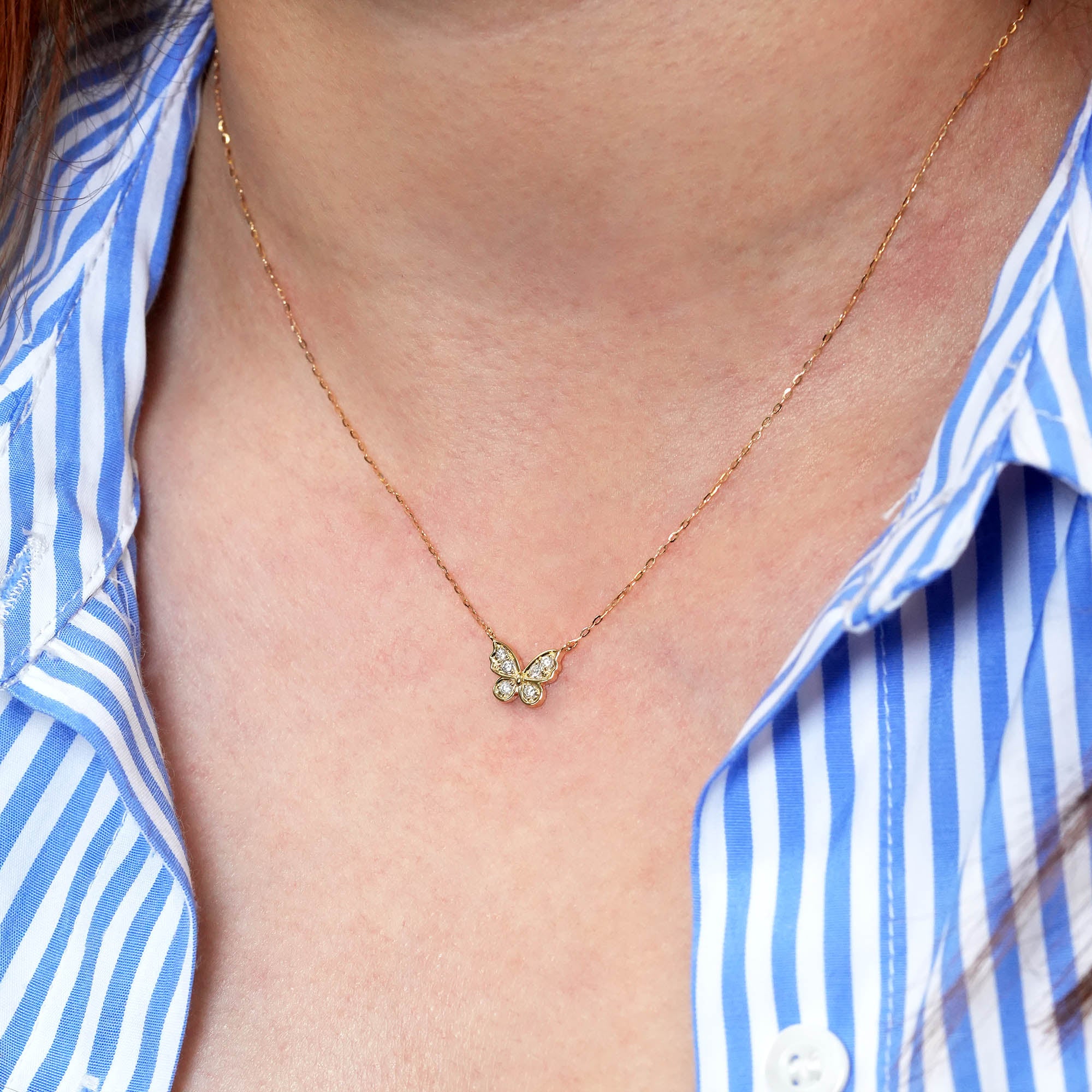 バタフライ ダイヤモンドペンダント – K18YG / WG / PG、0.11カラット