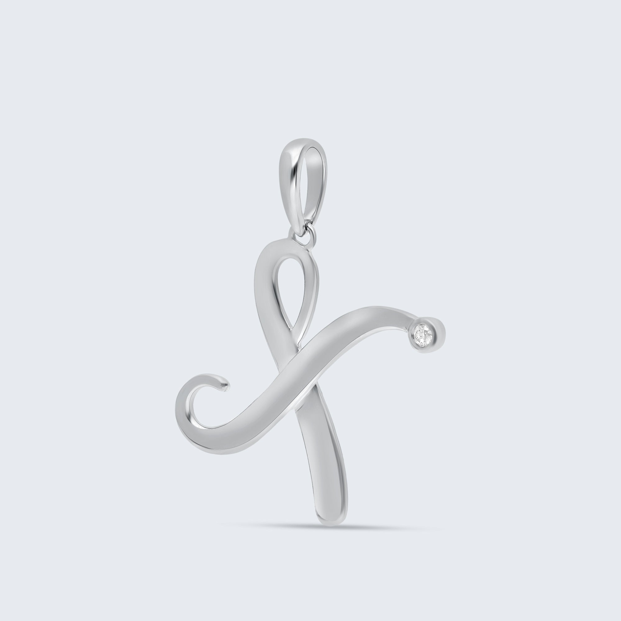 K18 イニシャルペンダント「X」 – 0.01カラットダイヤモンド(チェーンオプションあり)