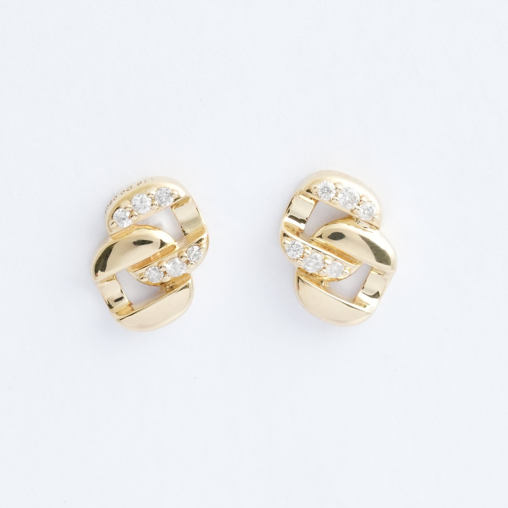 チェーン ダイヤモンド ピアス – 18Kイエローゴールド、0.10カラット