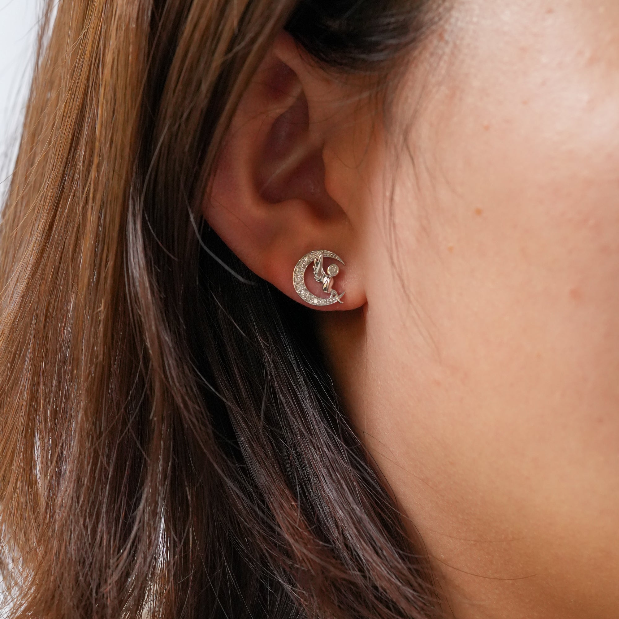 エンジェル ダイヤモンド ピアス – 18Kホワイトゴールド、0.20カラット