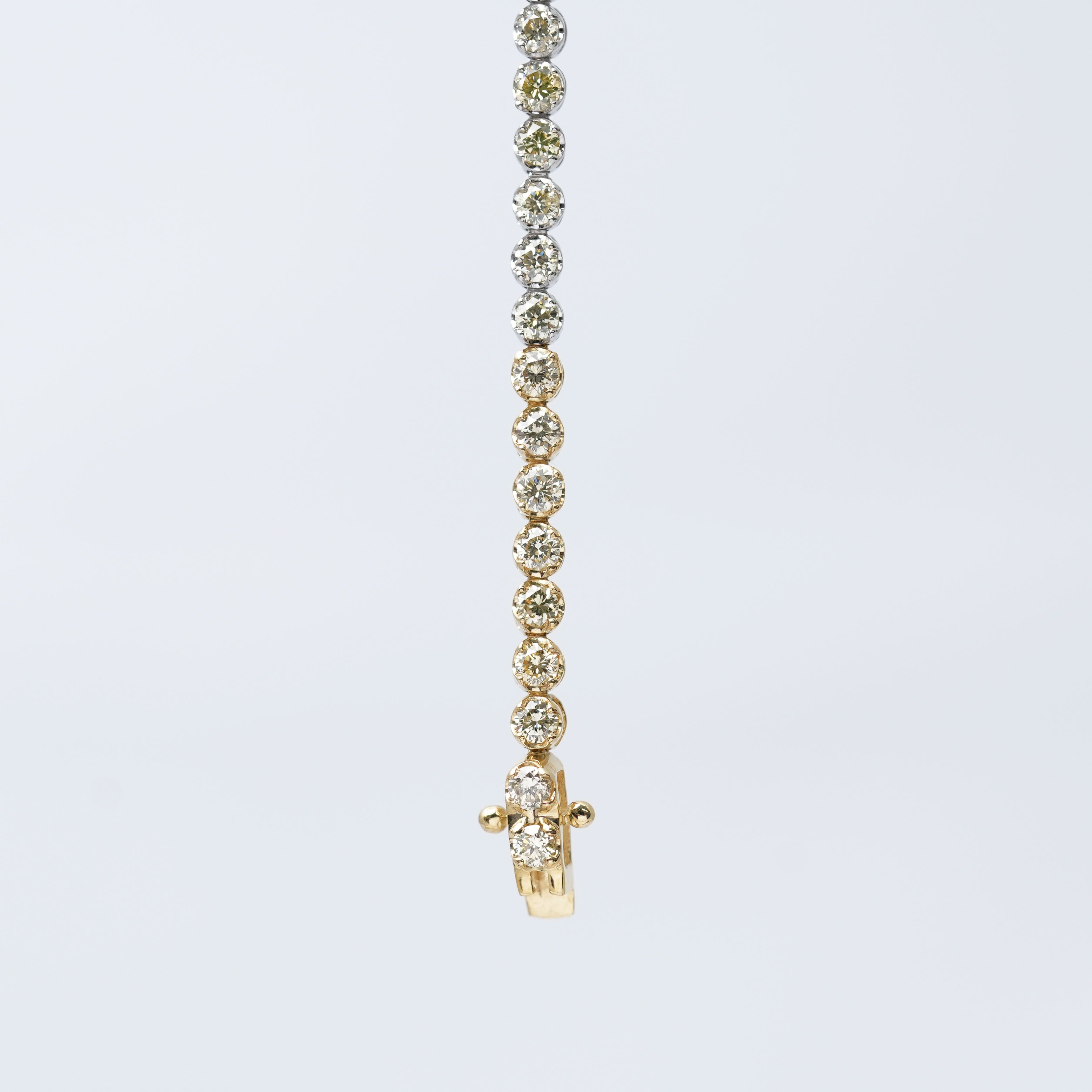 トライカラーダイヤモンドブレスレット – K18WG / YG / PG、3.0カラット