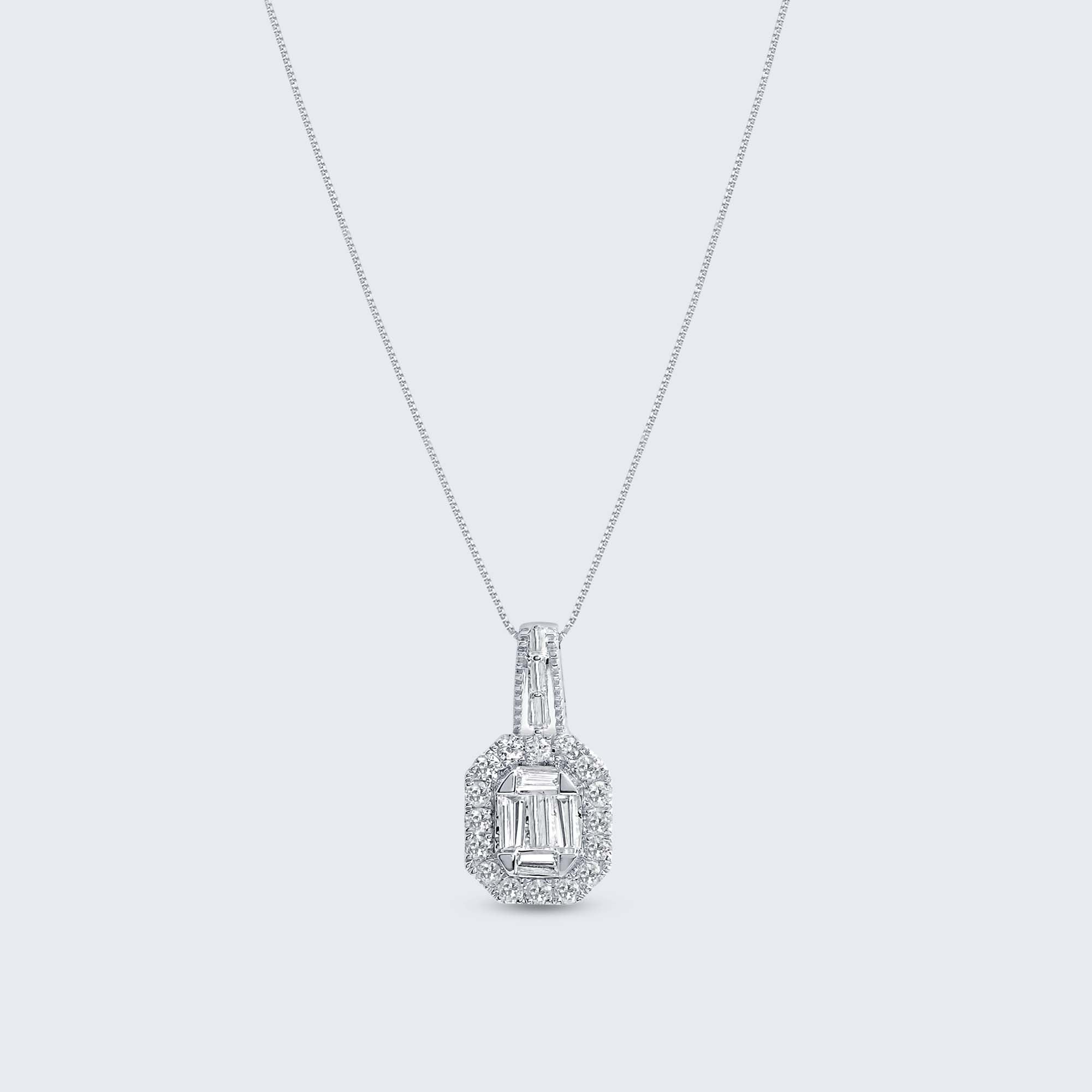 オクタゴンダイヤモンドペンダントヘッド – K18WG、0.55ct（チェーンは 