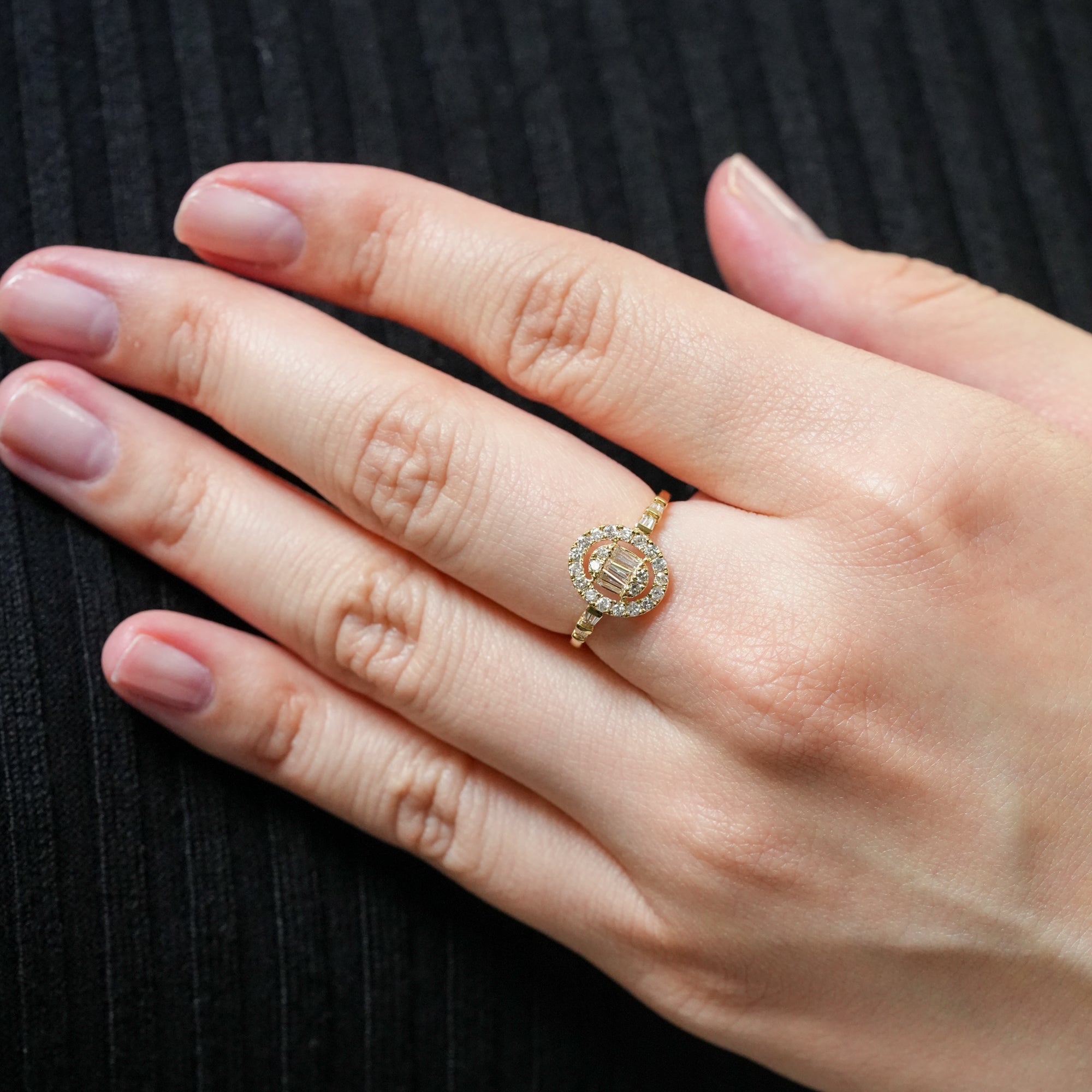 デザイン ダイヤモンド リング – K18YG、0.50ct