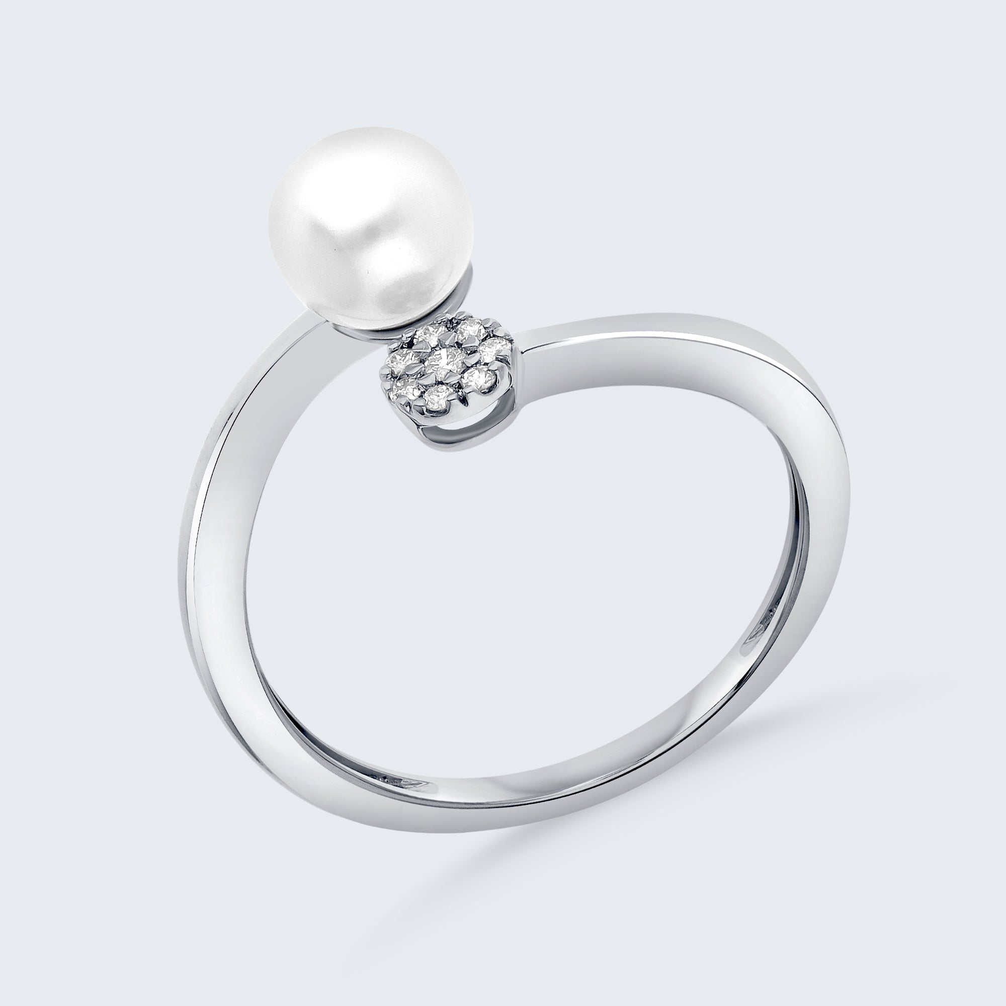 パール＆ダイヤモンド ハローリング – 18Kゴールド、0.05カラット