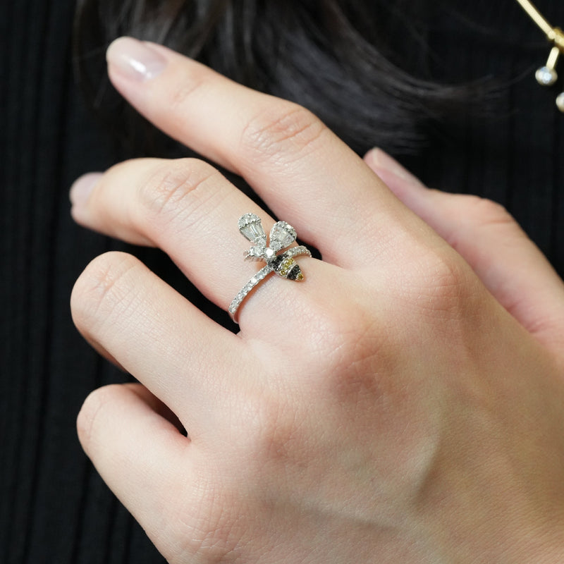 K18WG 0.7ct ダイヤミツバチリング