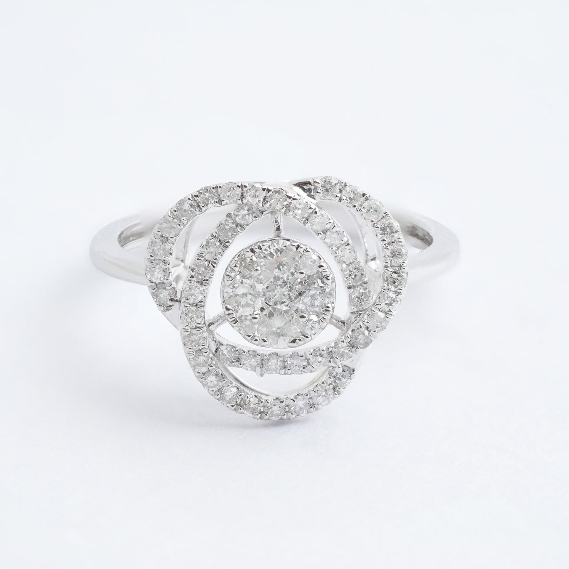 K18PG フラワー ダイヤモンド リング 0.55CT 