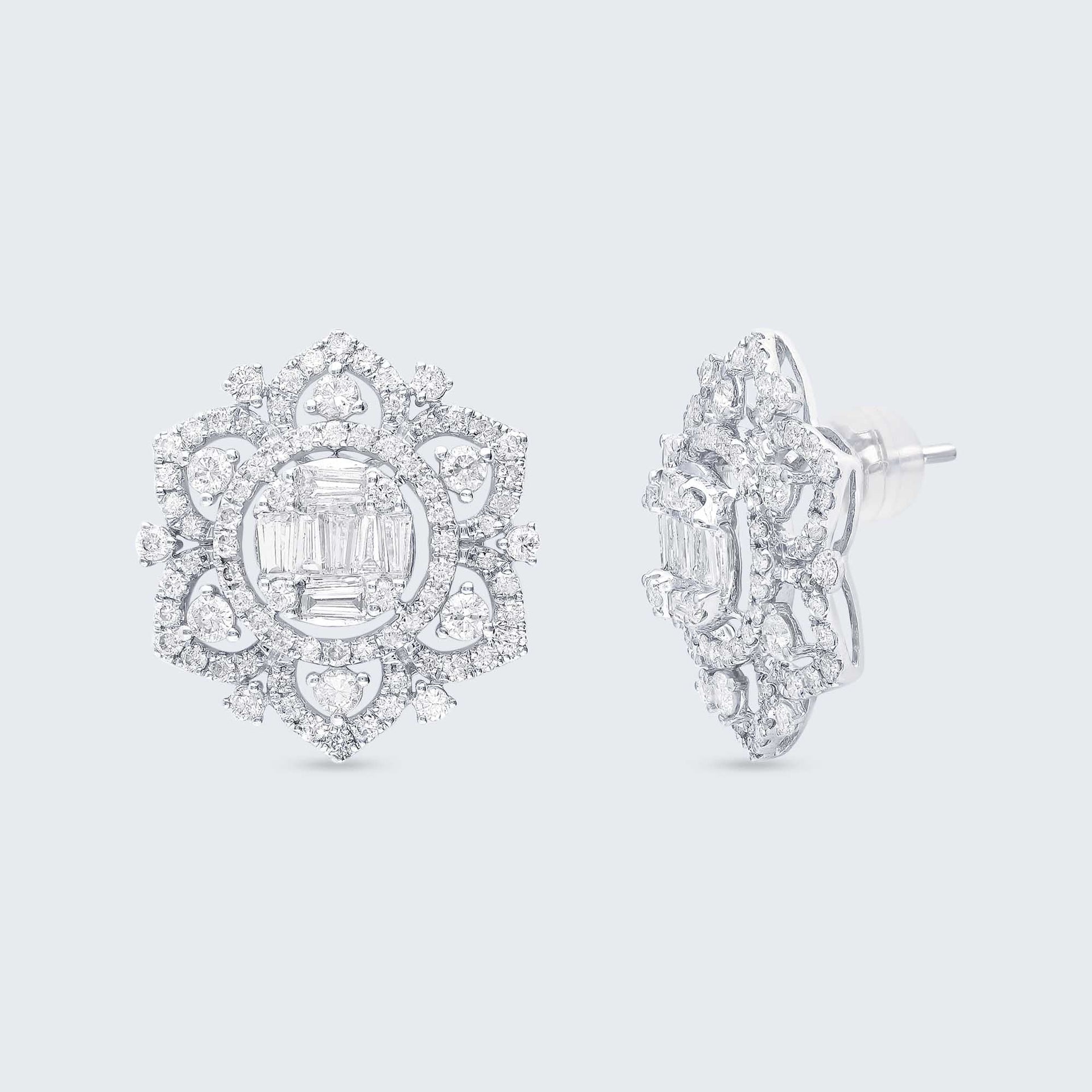 K18WG 1.0ctダイヤフラワーデザインピアス 